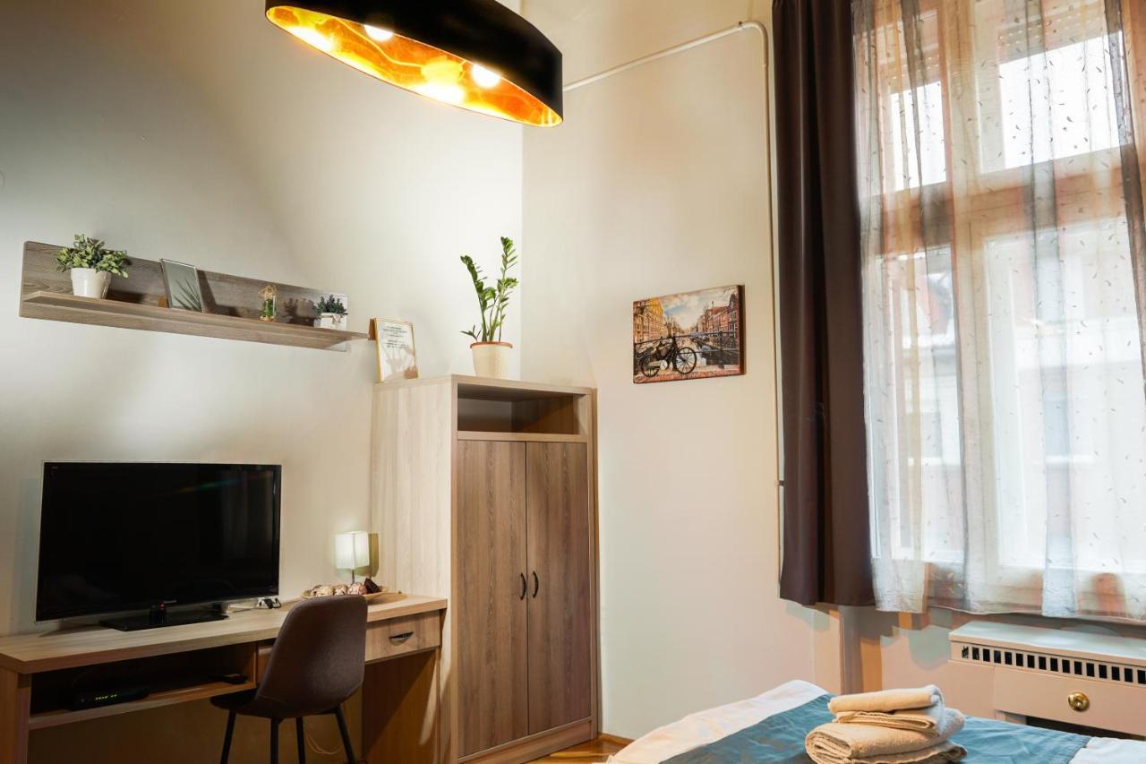 Pasti Central Apartment. Дебрецен Экстерьер фото