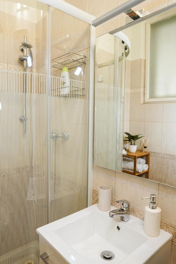 Pasti Central Apartment. Дебрецен Экстерьер фото